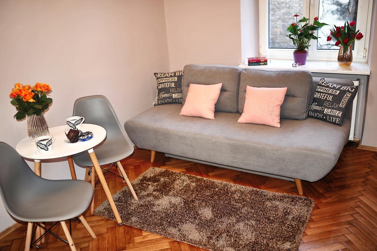 Ok Home Apartments Красков Екстериор снимка